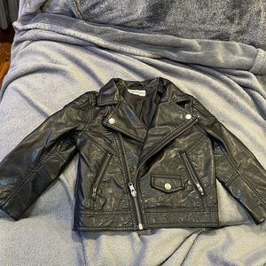 H&M faux leather boys jackets. Size 2-3